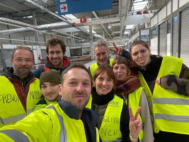 Help at the border PL - 2 - CotizUp.com